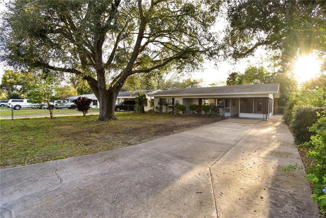 119 Alachua Dr., Winter Haven, FL 33884