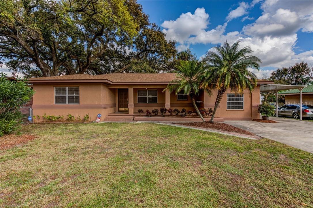 300 22nd St., Winter Haven, FL 33880