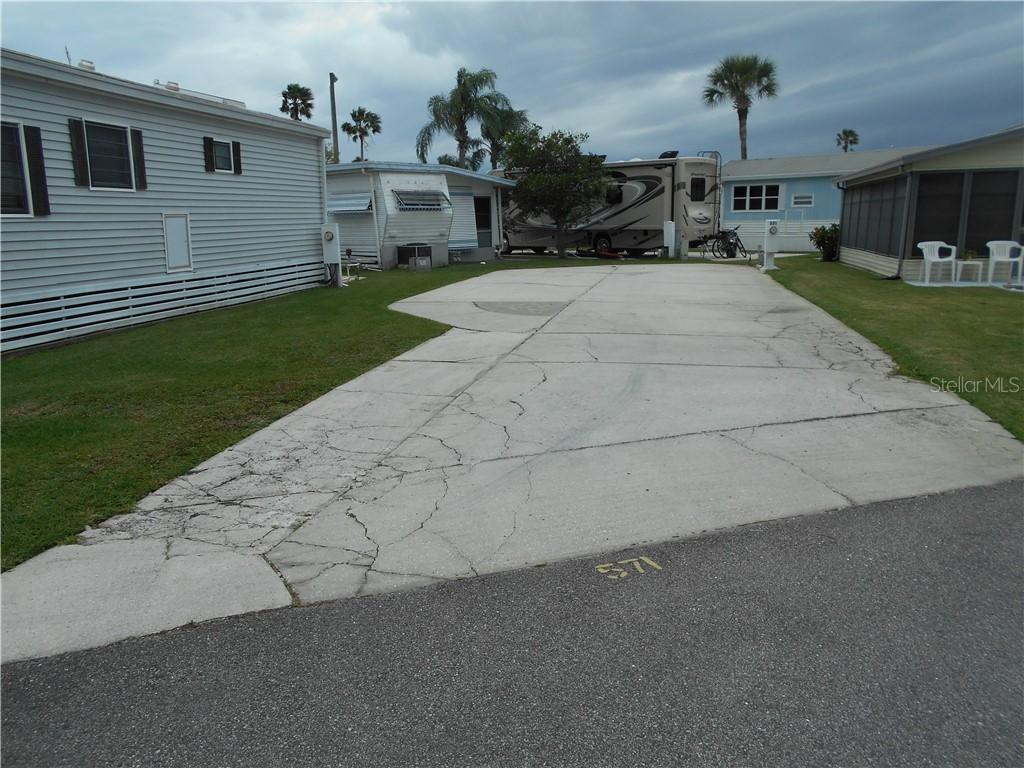 9000 Us Hwy 192 #571, Clermont, FL 34714