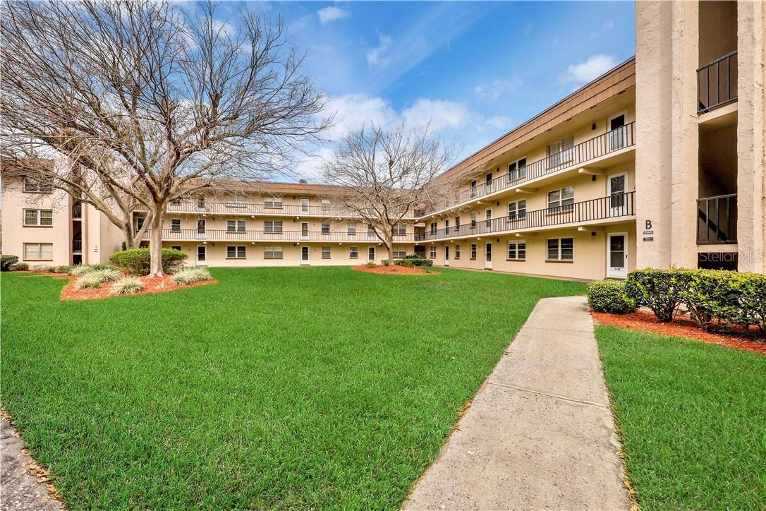 333 Lake Howard Dr. #312D, Winter Haven, FL 33880