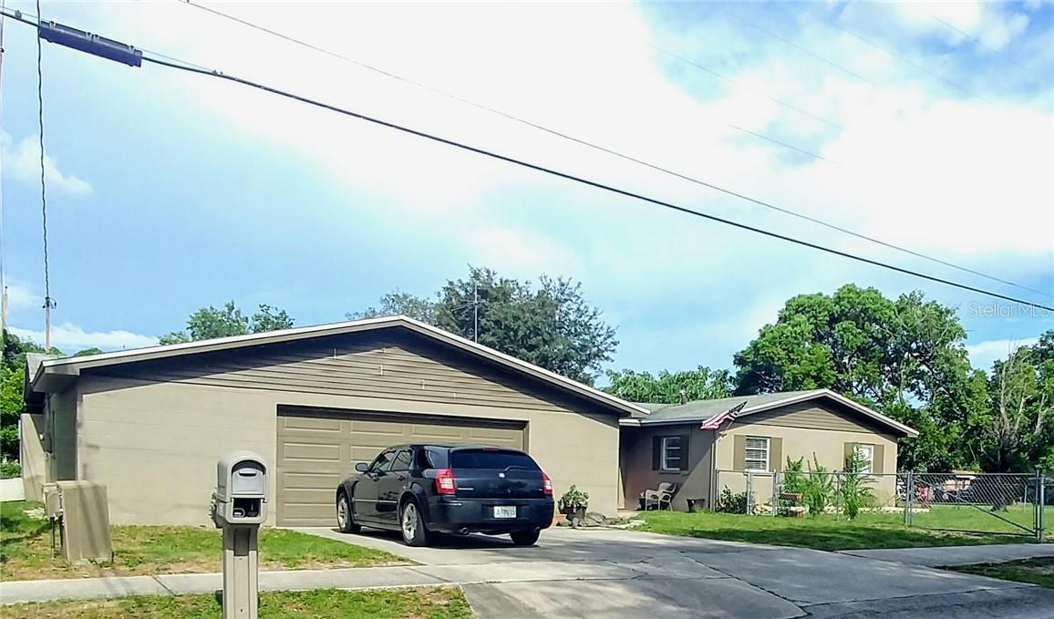 1630 Hummingbird Ln., Lakeland, FL 33801