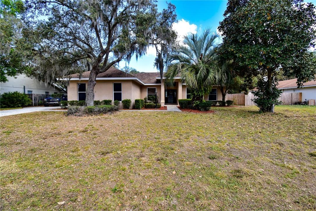 4430 Burlington Dr., Winter Haven, FL 33880