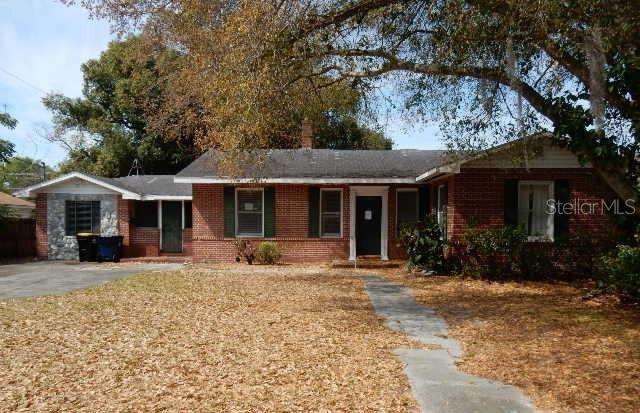 122 Noxon St., Auburndale, FL 33823