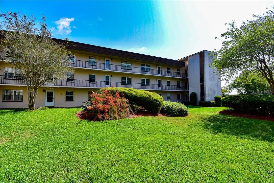 333 Lake Howard Dr. #103B, Winter Haven, FL 33880
