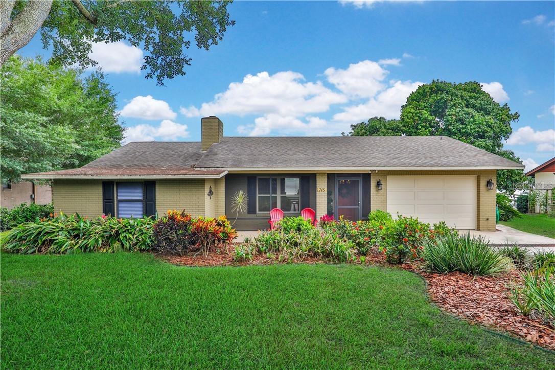 715 S Lakeside Ter., Eagle Lake, FL 33839