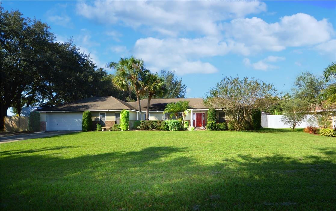 1201 Cypress Point, Winter Haven, FL 33884