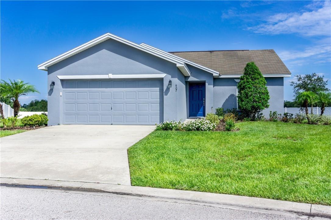 907 Mystery Ct., Davenport, FL 33837