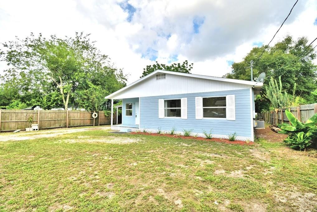 1118 N Davis Ave., Lakeland, FL 33805