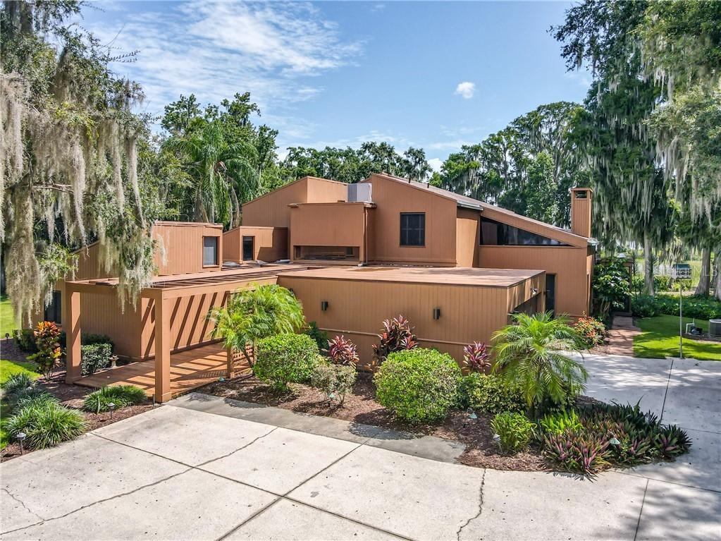 19 Lake Eloise Ln., Winter Haven, FL 33884