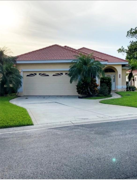 1122 Shoreline Ln., Winter Haven, FL 33884