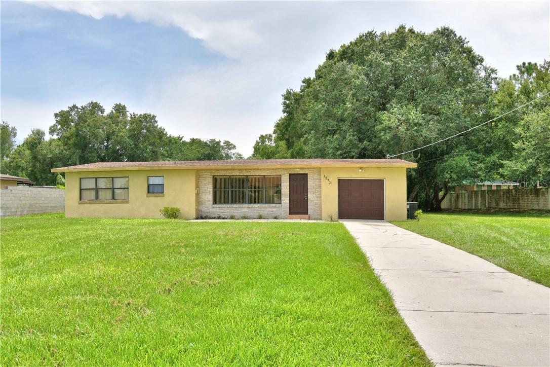 1570 S Lake Howard Dr., Winter Haven, FL 33880