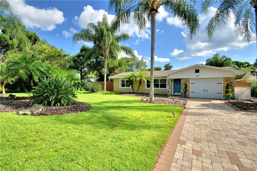 109 Alachua Dr., Winter Haven, FL 33884