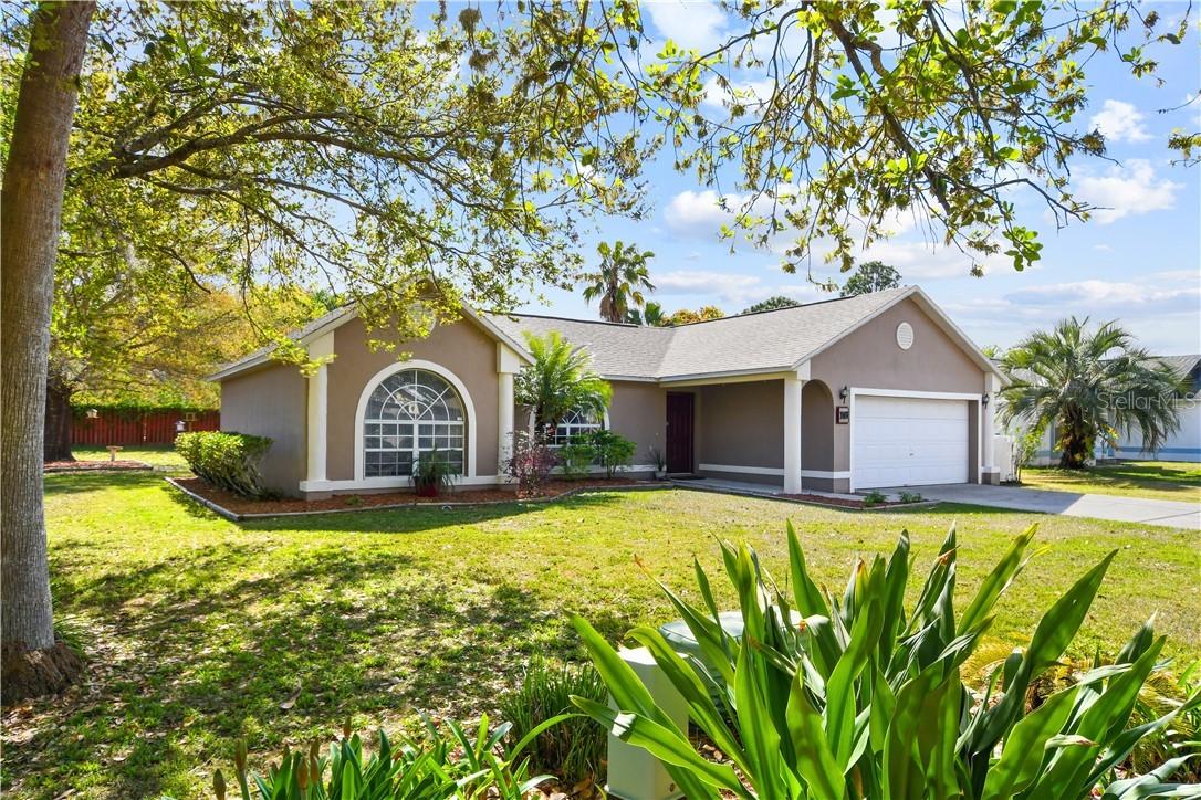 103 Sunrise Rd, Davenport, FL 33837