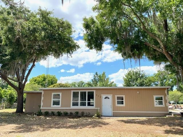515 W Lake Deer Dr., Winter Haven, FL 33880