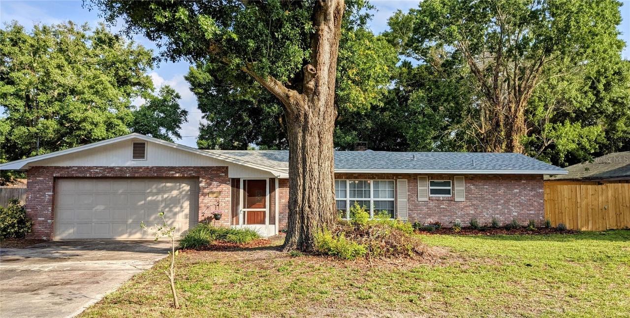 339 Okaloosa Dr, Winter Haven, FL 33884