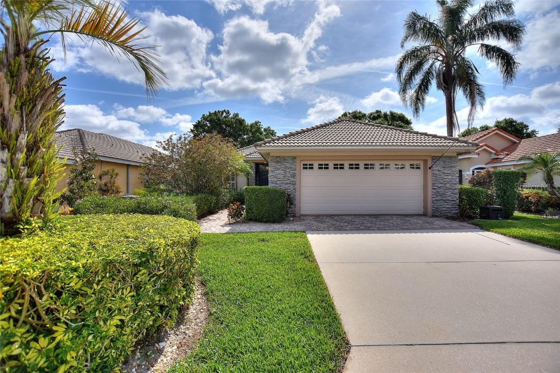 204 Lake Region Blvd., Winter Haven, FL 33881