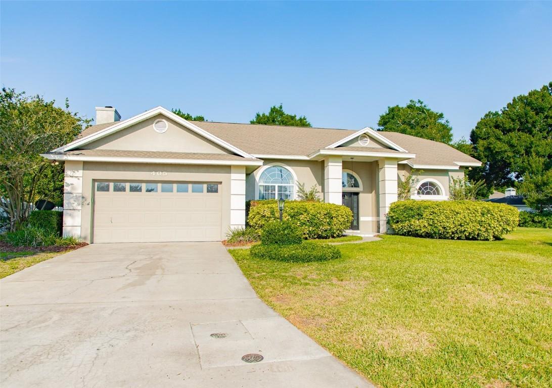 405 Valley Ct., Winter Haven, FL 33884
