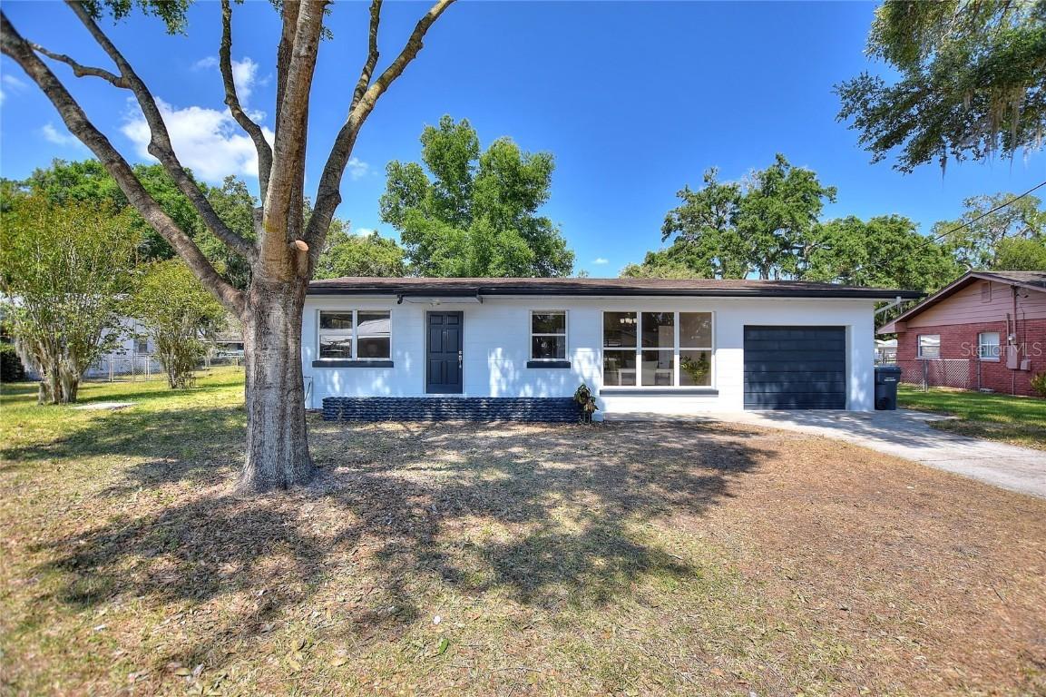 4089 Lake Marianna Dr., Winter Haven, FL 33881