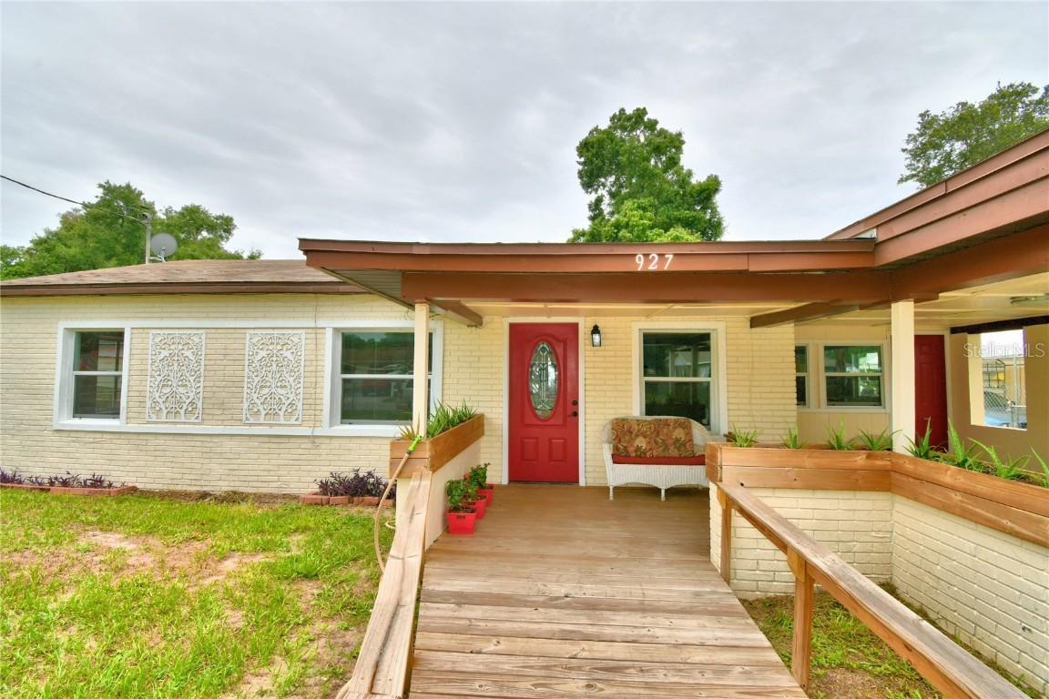 927 28th St., Winter Haven, FL 33881