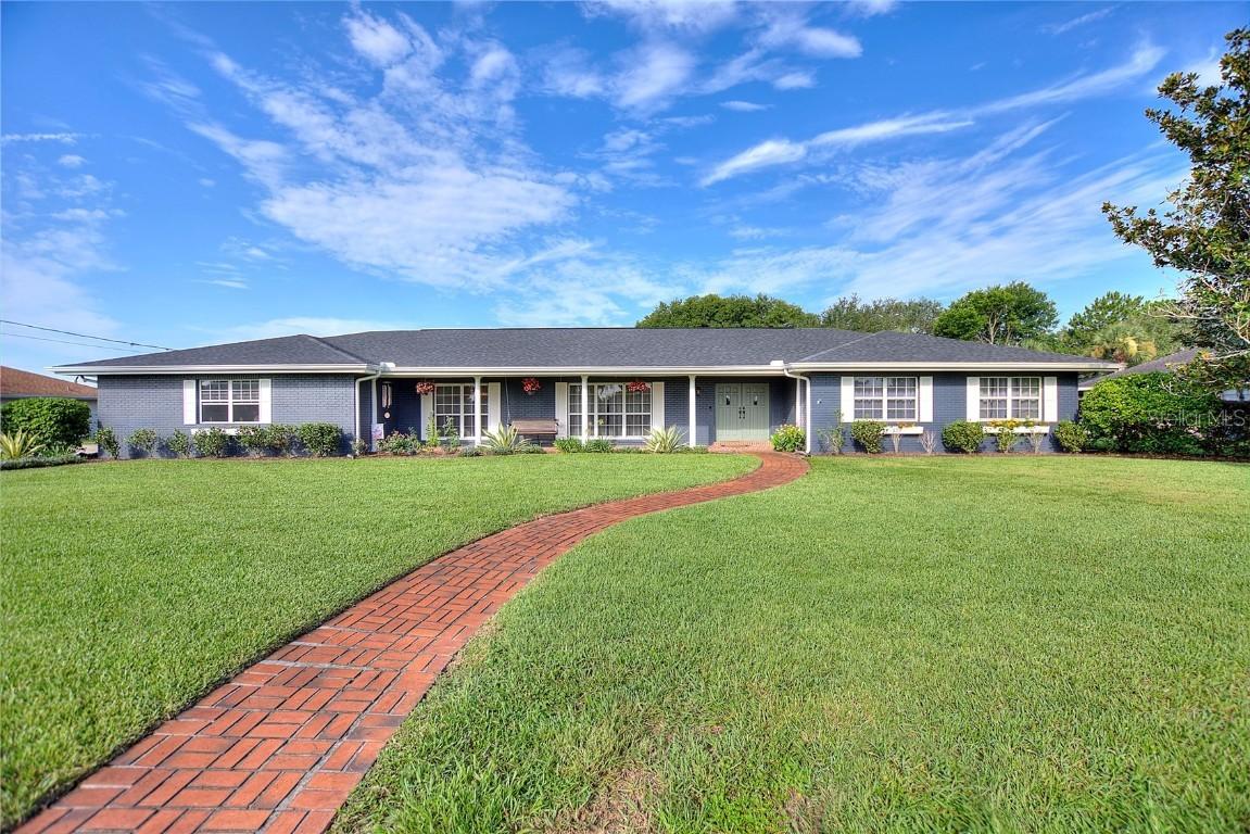 6618 Winterset Gardens Rd., Winter Haven, FL 33884