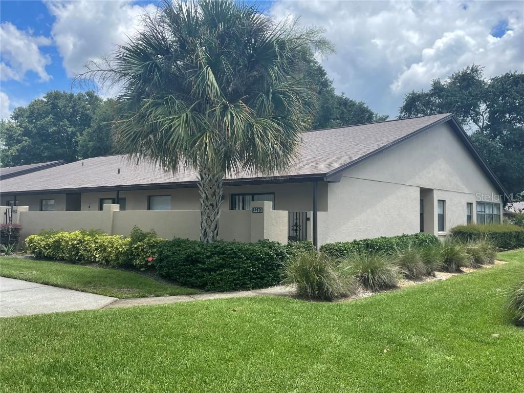 2210 Sawgrass Ct., Winter Haven, FL 33884