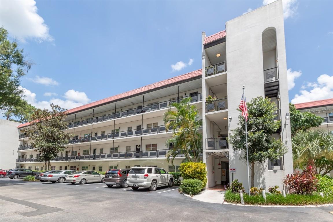 200 El Camino Dr. #106, Winter Haven, FL 33884