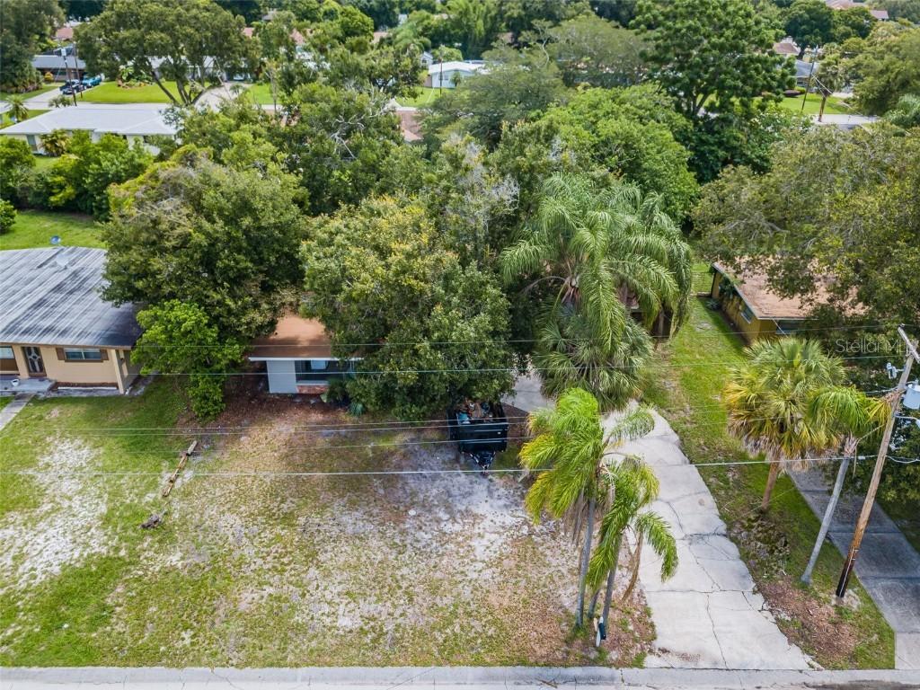 1860 15th Ct., Winter Haven, FL 33881