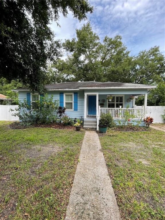 607 2nd St., Winter Haven, FL 33880