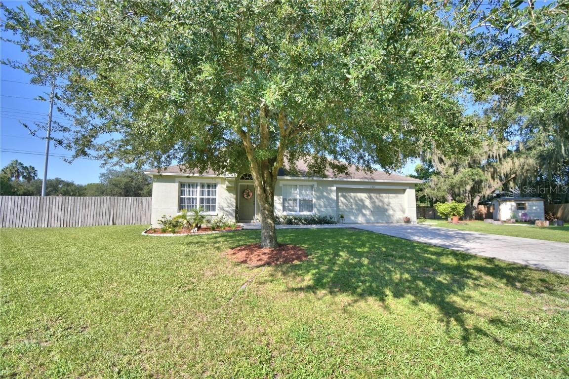 4401 Burlington Dr., Winter Haven, FL 33880