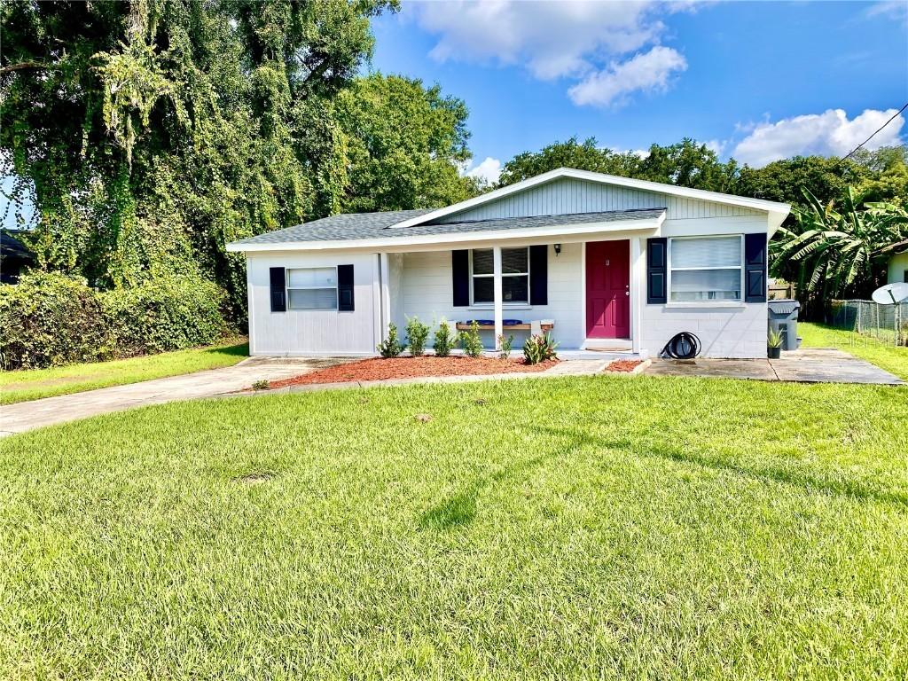 2706 Hempstead Dr., Lakeland, FL 33801