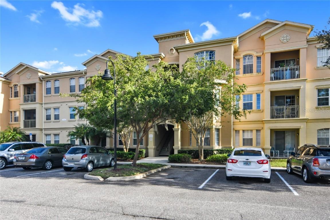 106 Terrace Ridge Circle Dr., Davenport, FL 33837