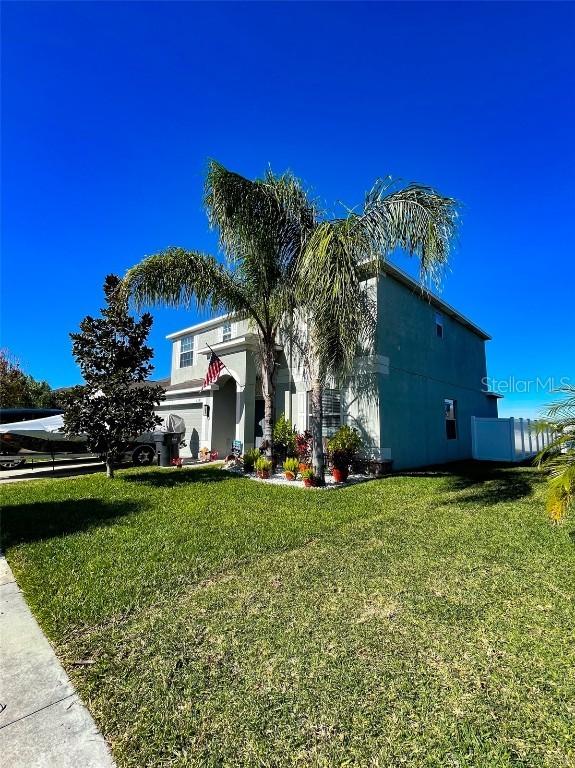 2345 Dovesong Trace Dr., Ruskin, FL 33570