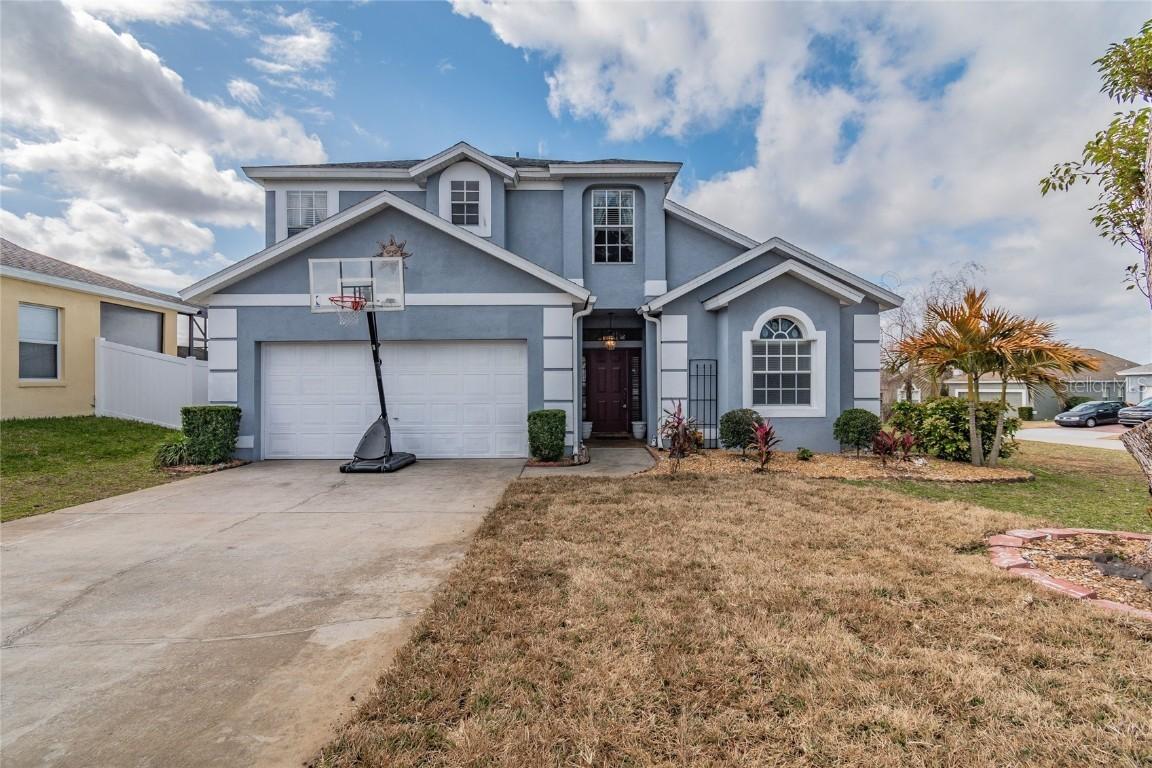 840 Corvina Dr., Davenport, FL 33897