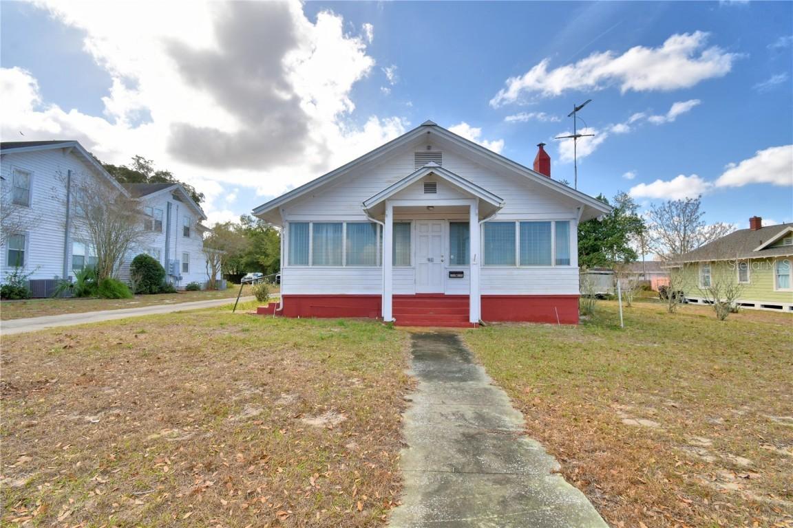 224 E Seminole Ave., Lake Wales, FL 33853