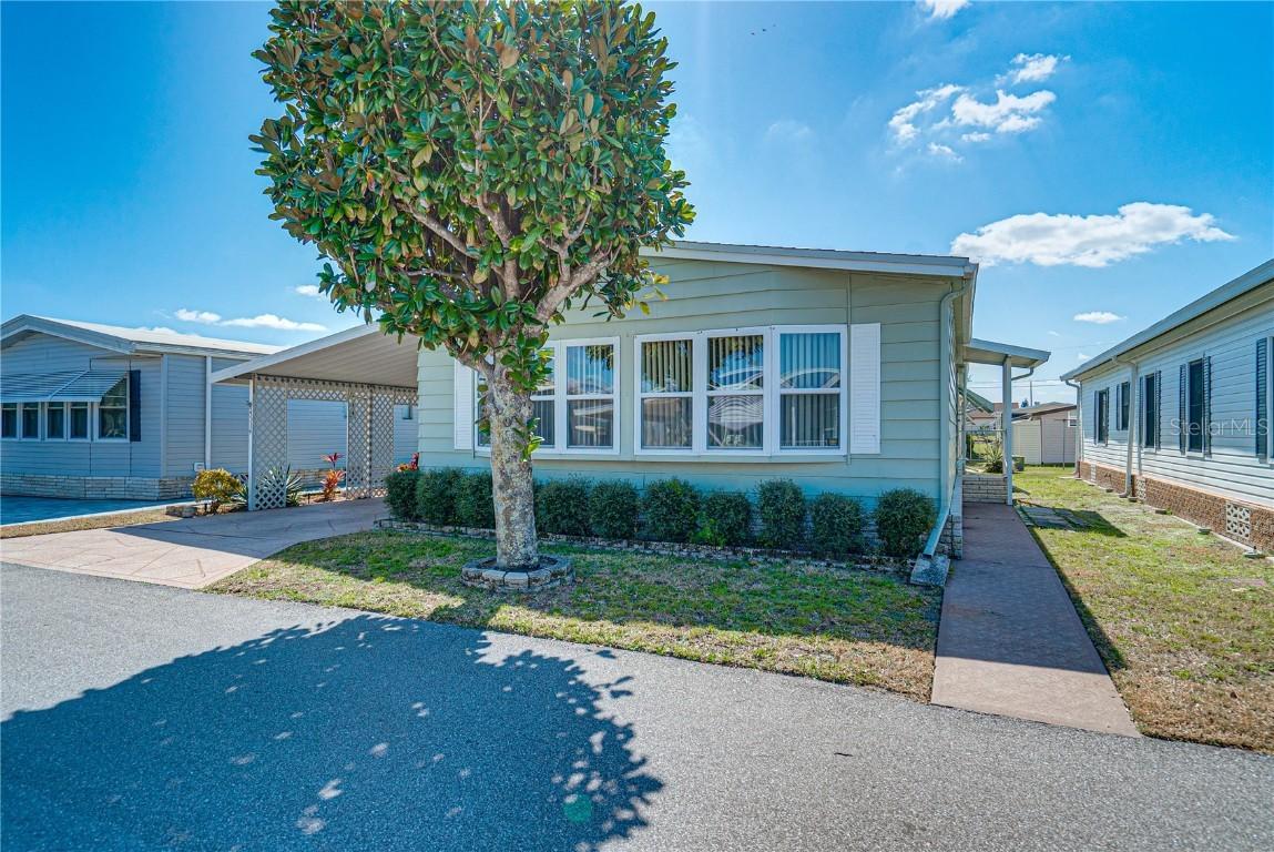 4534 Redwood St., Winter Haven, FL 33880