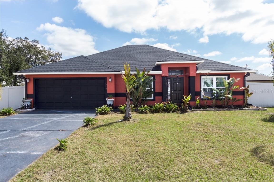 1913 Michigan Ct., Poinciana, FL 34759