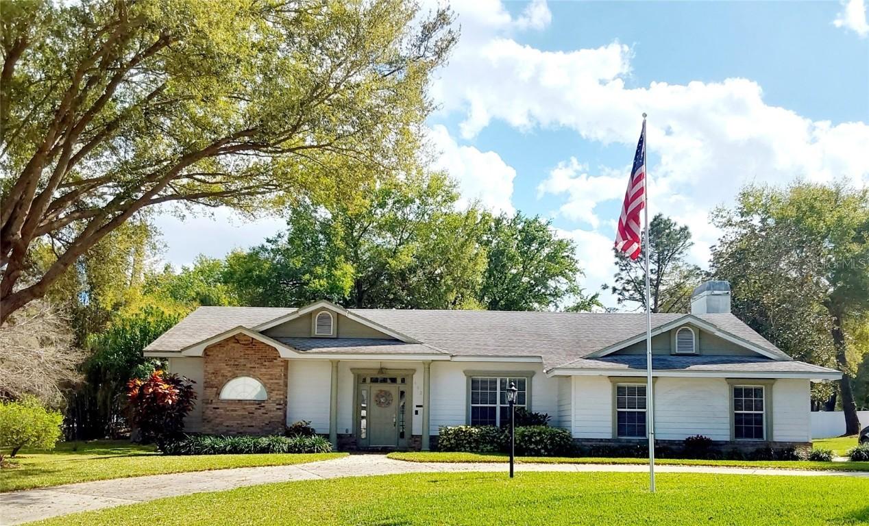 102 Lochen Dr., Winter Haven, FL 33884
