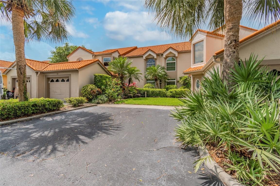 71 Sunset View Dr., Winter Haven, FL 33884