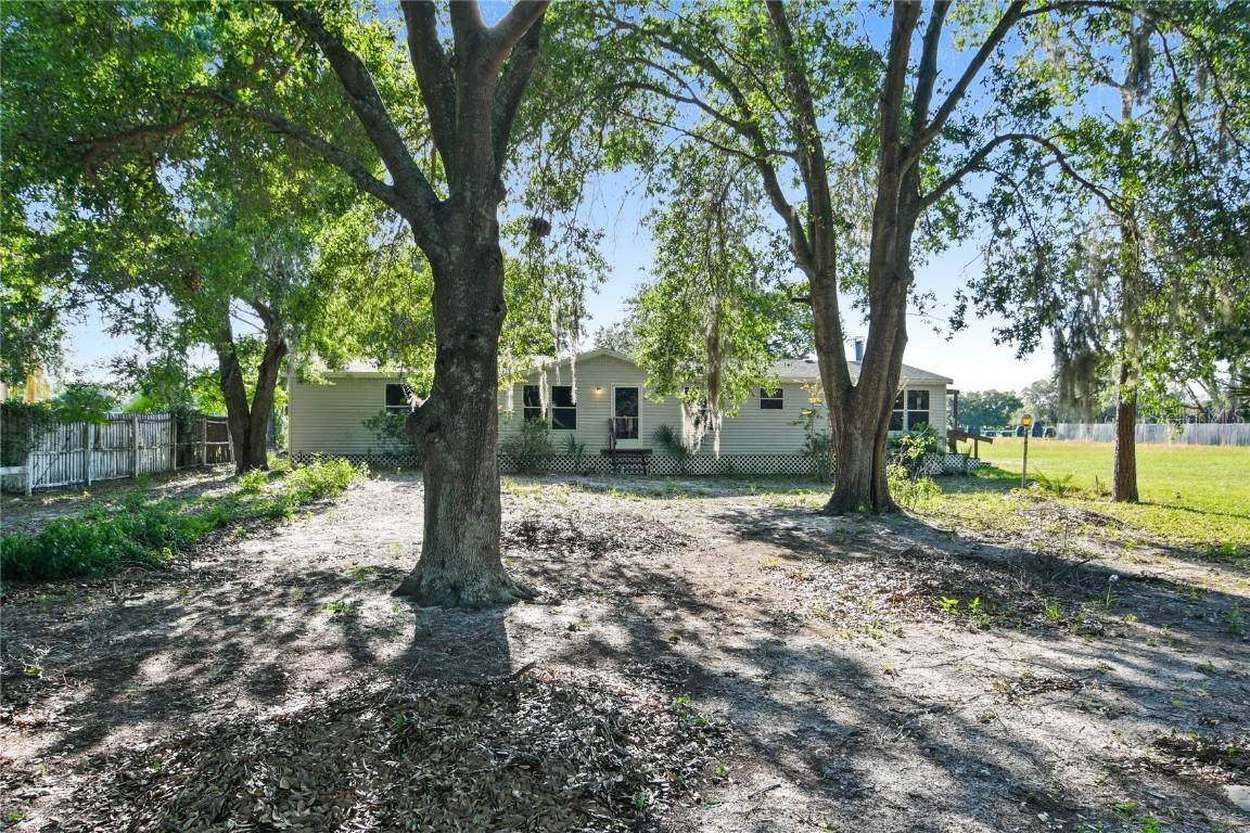 2319 Fdc Grove Rd., Davenport, FL 33837