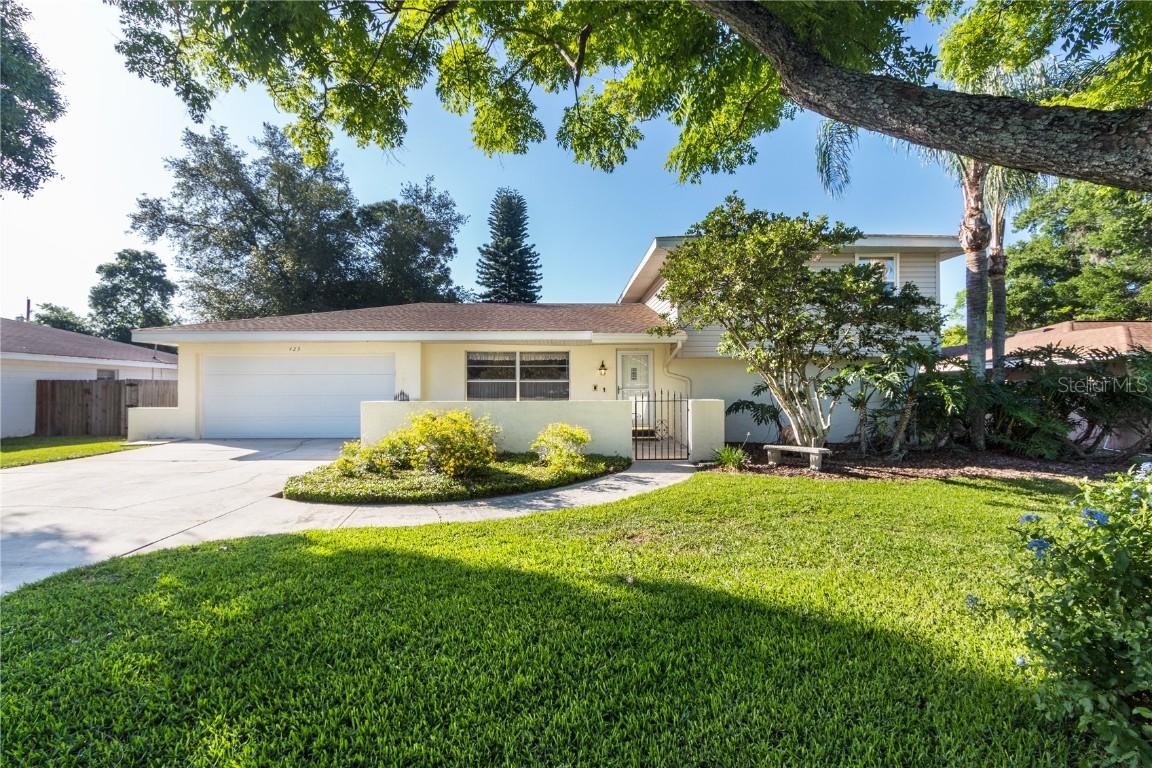 423 Alachua Dr., Winter Haven, FL 33884