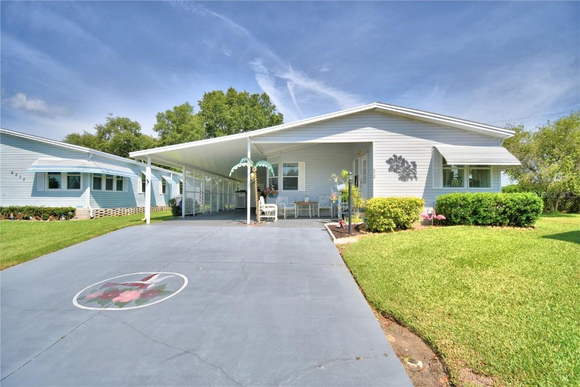6239 Knotty Pine Dr., Winter Haven, FL 33884