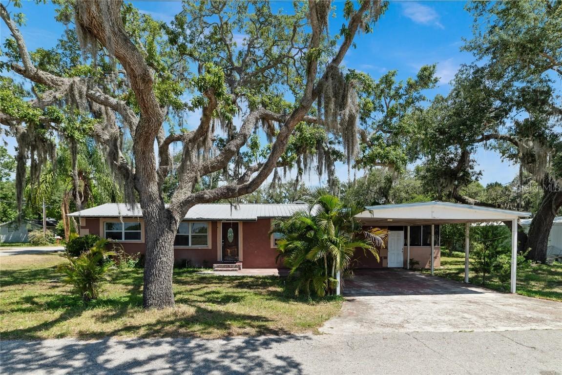 2452 Roosevelt Rd., Haines City, FL 33844