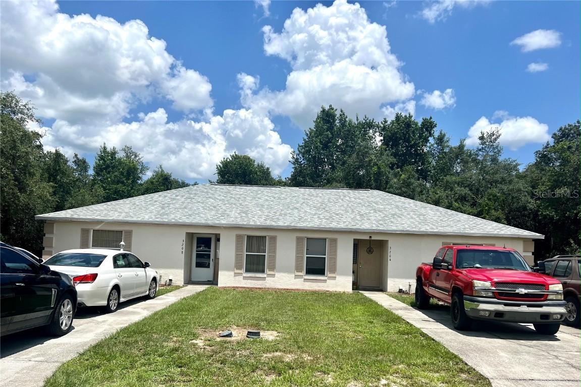 3204 & 3208 Emanuel Dr., Lake Wales, FL 33898