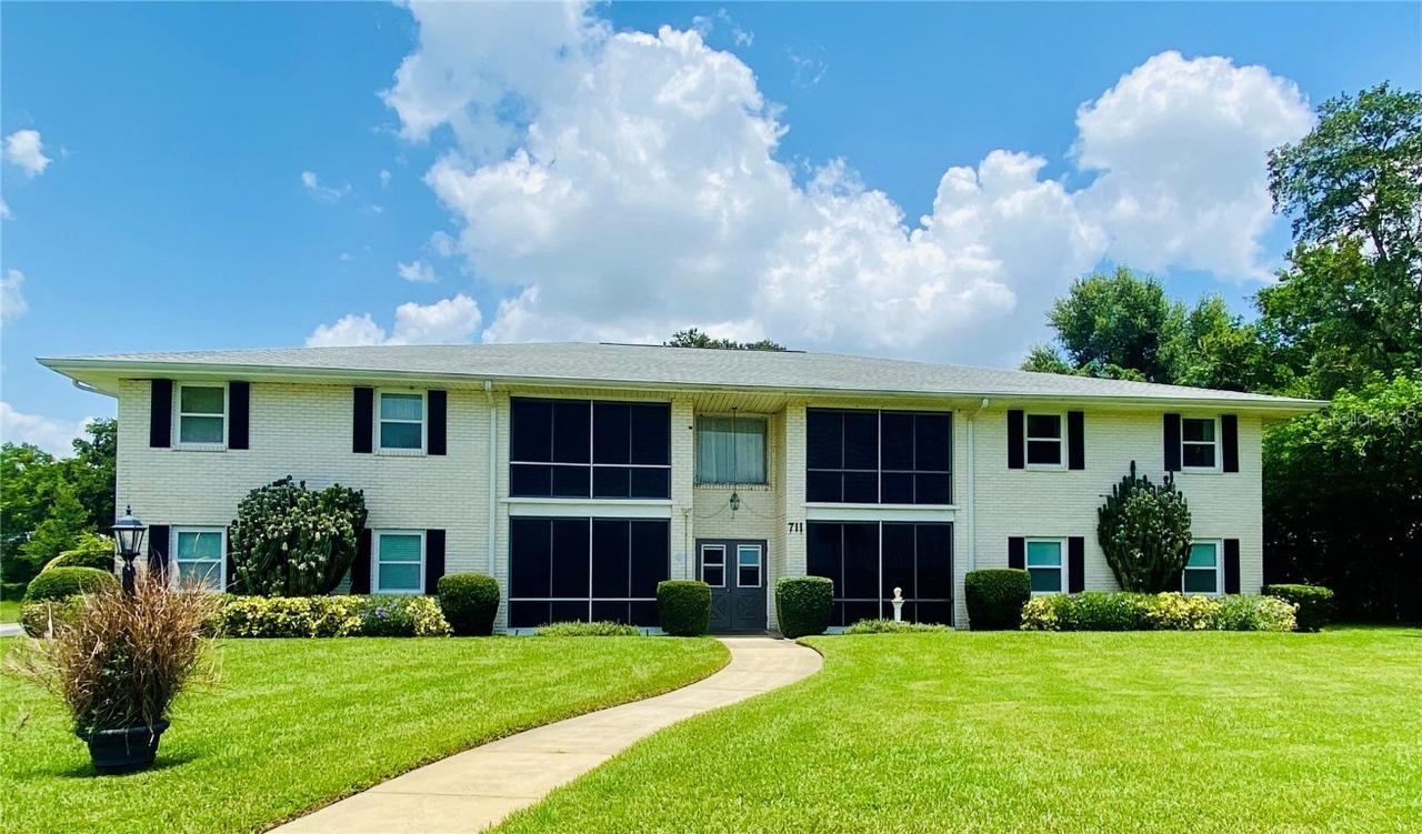 711 Springer Dr. #8, Lake Wales, FL 33853