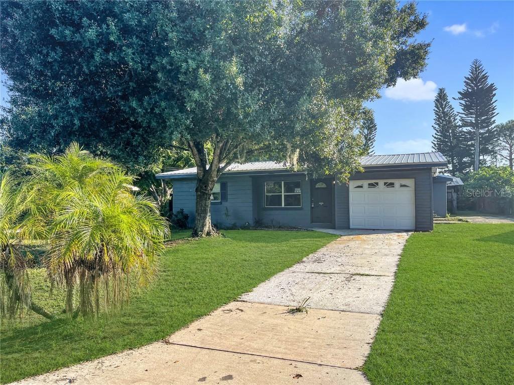 665 E Brookins Ave., Eagle Lake, FL 33839