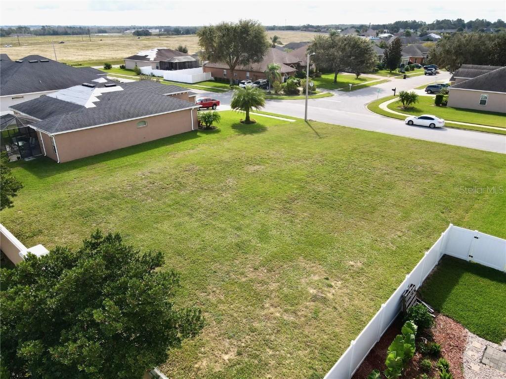 137 Viola Dr., Auburndale, FL 33823