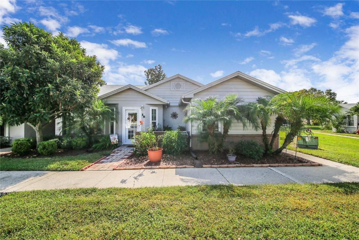 6464 Sandpipers Dr. #18, Lakeland, FL 33809