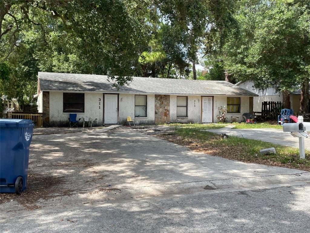 311 58th Ave., Bradenton, FL 34203