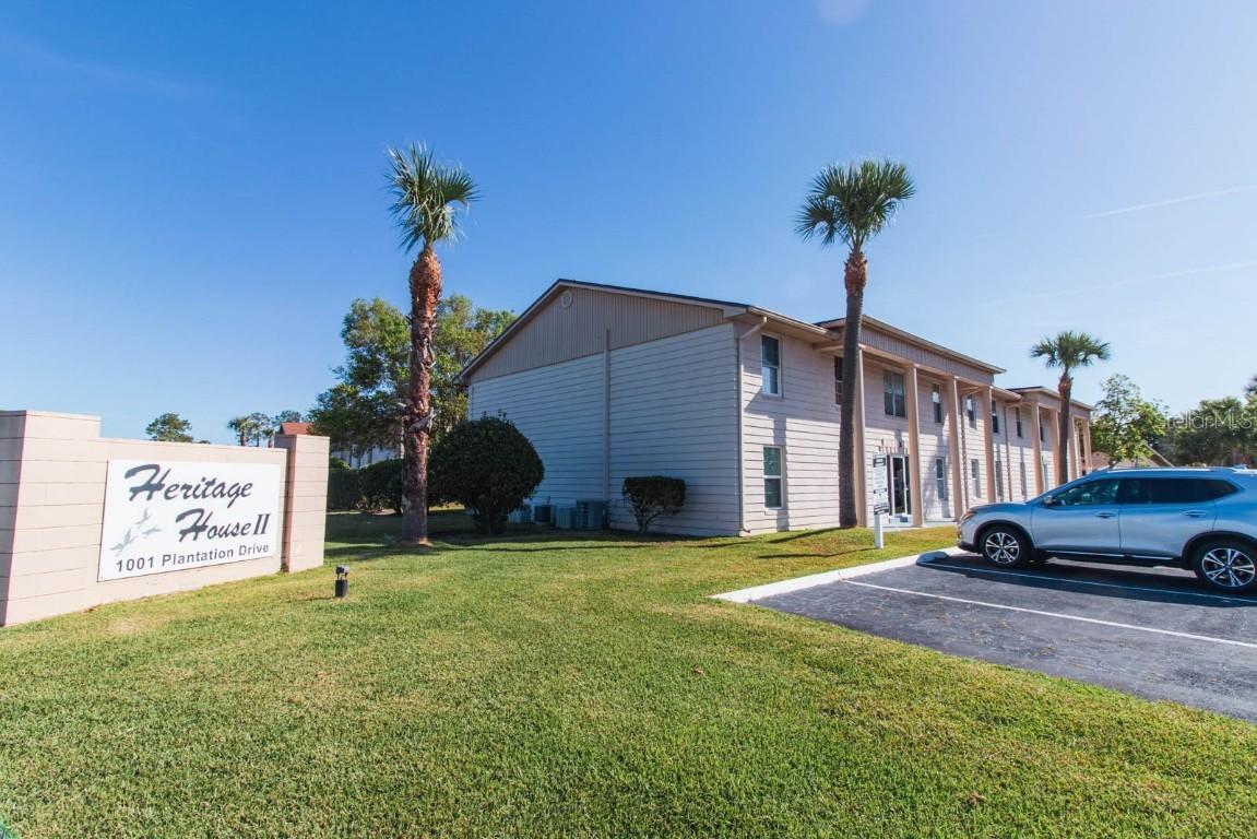 1001 Plantation Dr #B7, Kissimmee, FL 34741