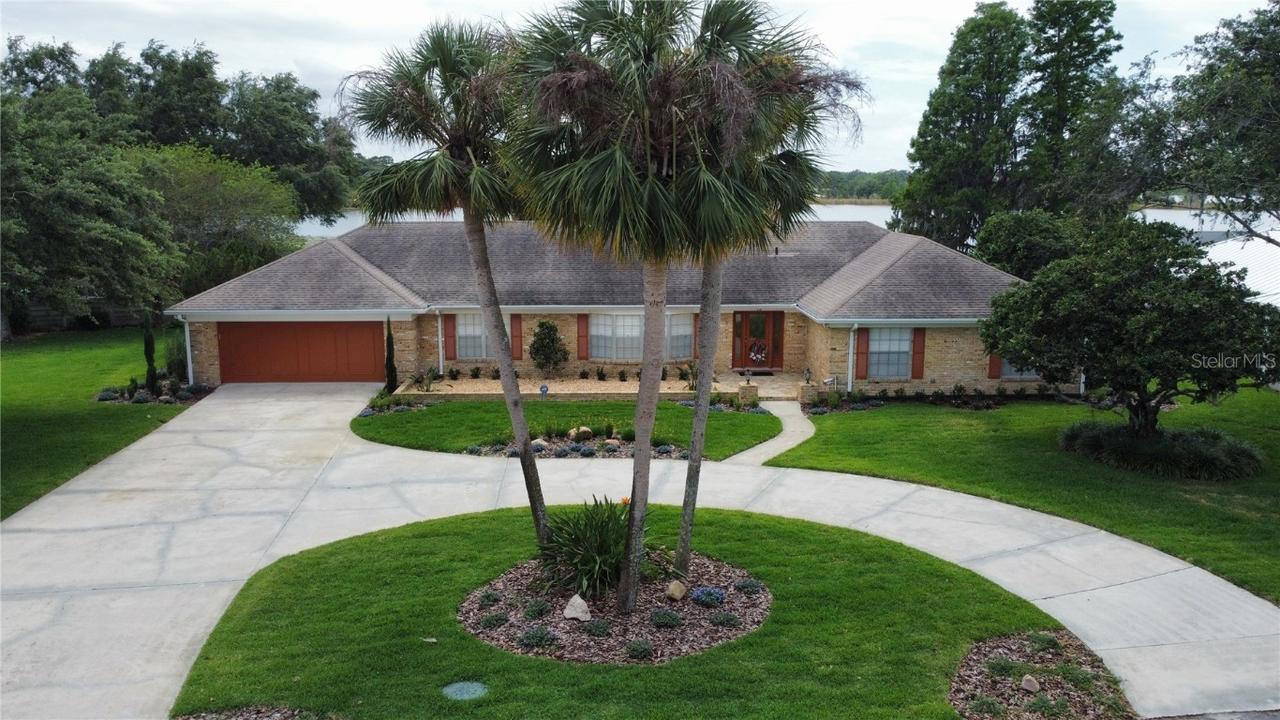 13 Lake Link Dr., Winter Haven, FL 33884
